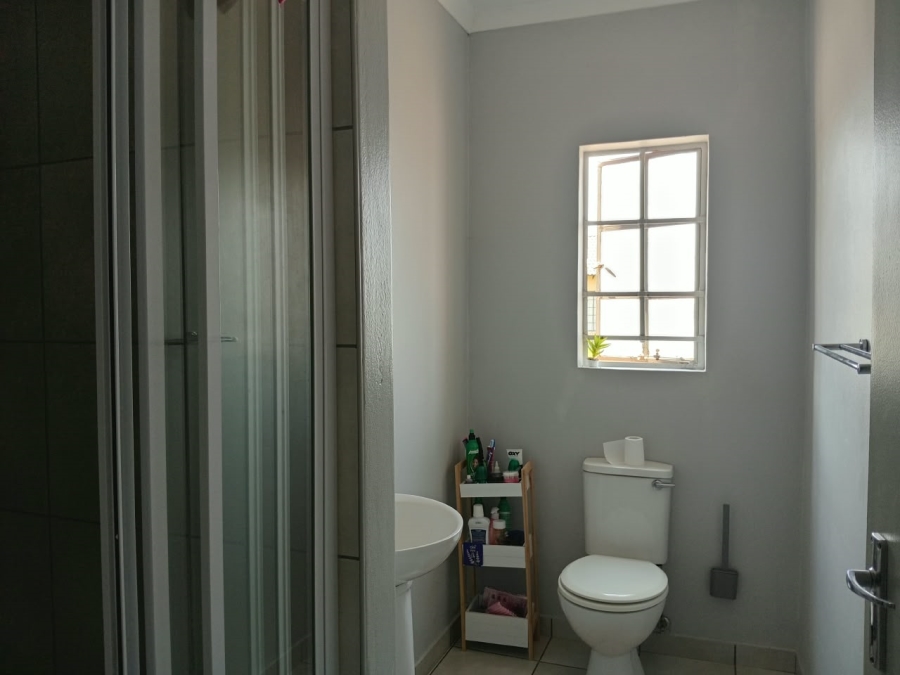 3 Bedroom Property for Sale in Waterkloof East North West